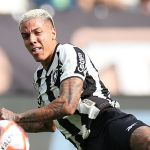 Sport faz proposta milionária por Carlos Alberto, atacante do Botafogo