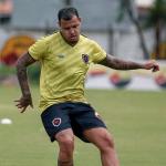 Ex-Corinthians rescinde com clube da Série C após cinco jogos e fica livre