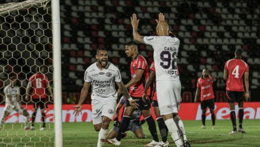 Ferroviária vence Botafogo-SP em clássico paulista na Série B
