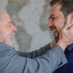 Boulos aposta em Lula para ganhar votos na periferia de SP nas eleições de 2024