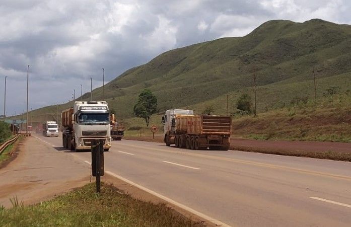 Operação da PF mira quadrilha de mineração ilegal na BR-040, em Minas