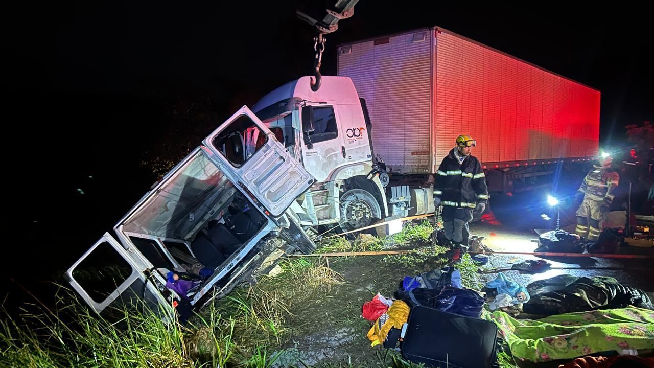 Tragédia na BR-251: 4 feridos estão na Santa Casa de Montes Claros; um em estado grave