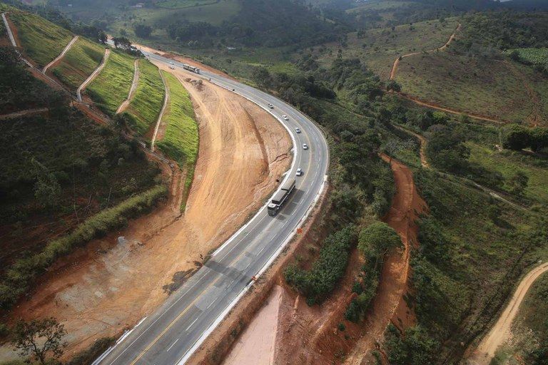 Governo Lula publica edital para concessão da BR-381 e confirma leilão em agosto