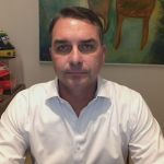 Justiça do DF manda remover publicação que associava Flávio Bolsonaro ao Banco Master