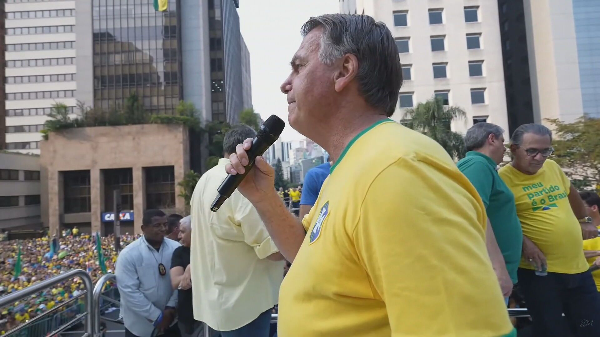 Médicos orientam que Bolsonaro não vá em ato pela anistia no dia 7