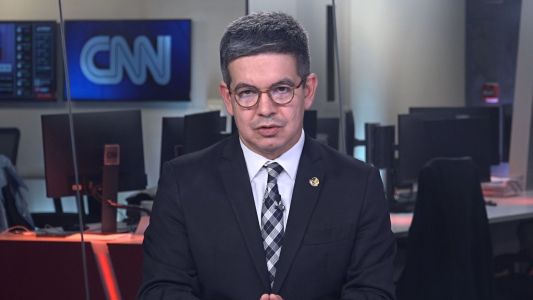 Não vejo desidratação em pacote fiscal, diz Randolfe à CNN | CNN Brasil