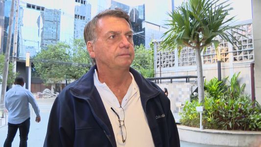 Assumi à PF que estava próximo à baleia, mas não a importunei, diz Bolsonaro à CNN | CNN Brasil