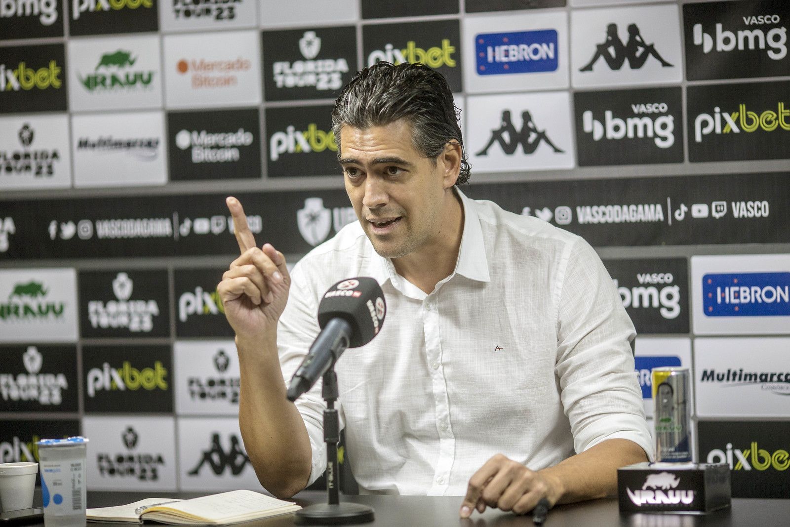 Demitido do Vasco, Paulo Bracks revela bastidores da relação com a 777 Partners