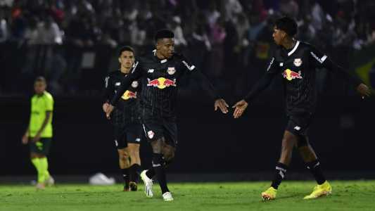 Bragantino assume vice-liderança com um ponto de diferença para o Palmeiras