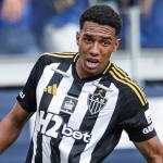 De saída? Diretor do Atlético atualiza situação de Palacios, alvo do Vasco