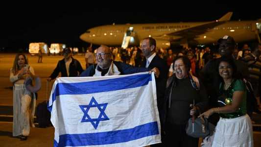 Brasil avalia contato com Hamas para retirada de brasileiros de Gaza, dizem fontes