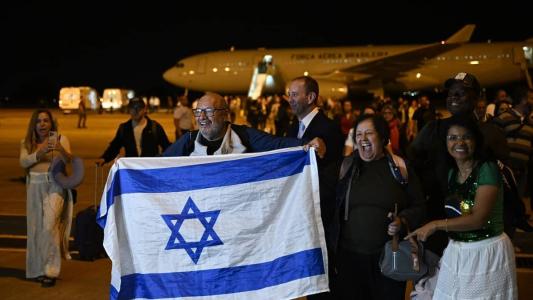 Brasil avalia contato com Hamas para retirada de brasileiros de Gaza, dizem fontes