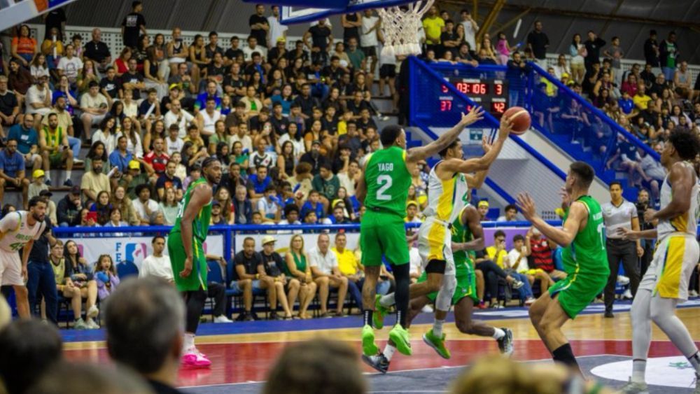 Basquete: Petrovic define 13 jogadores para torneio pré-Copa América