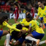 Dupla de ataque do Brasil pode chegar aos 100 gols pela Seleção nesta Copa