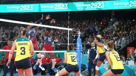 Brasil perdeu por 3 a 0 para a República Dominicana e ficou com a prata no vôlei feminino no Pan de Santiago