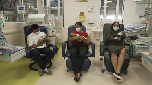 Trigêmeos nascem no Brasil após transplante de útero da irmã em procedimento inédito