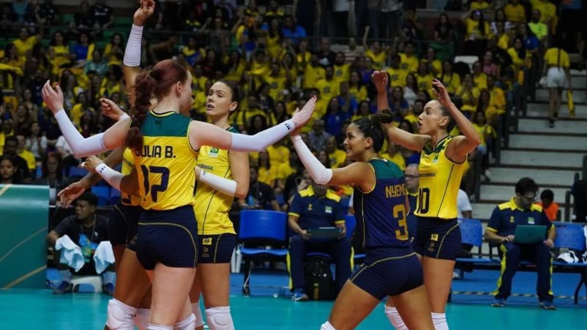 Brasil vence Argentina com facilidade pelo Sul-Americano de Vôlei Feminino  