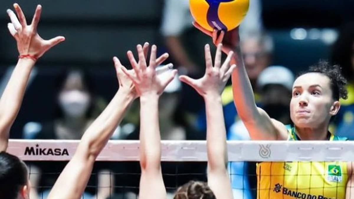 Brasil domina e vence a Argentina na estreia do Pré-Olímpico de Vôlei