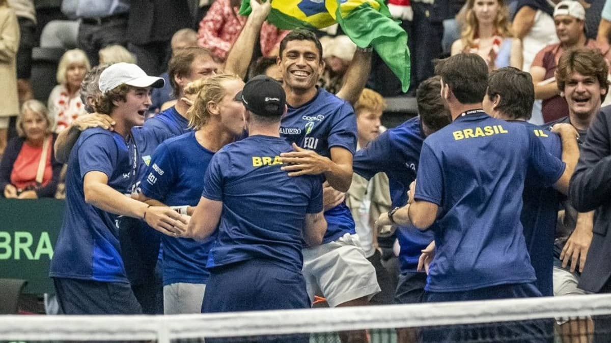 Tênis: Brasil vence Dinamarca e garante vaga nos playoffs da Copa Davis
