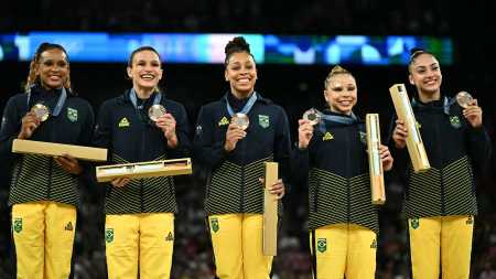 O segundo jogo da Seleção Brasileira mostrou algumas verdades sobre a nossa realidade no futebol mundial nos dias atuais. Primeiro (já falamos disso antes), faltam os...