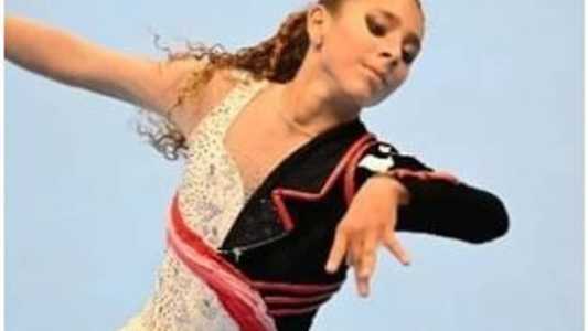 Brasileira é campeã mundial de patinação artística na Colômbia.