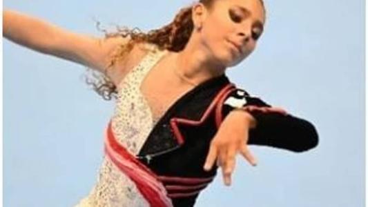 Brasileira é campeã mundial de patinação artística na Colômbia.