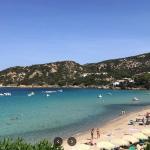 Turista brasileira morre por suspeita de afogamento em praia da Itália