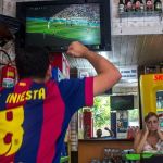 Quase a metade dos jovens brasileiros torce também para um time do exterior