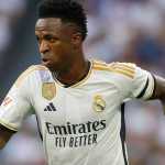 Real Madrid confirma lesão de Vinícius Júnior; veja detalhes