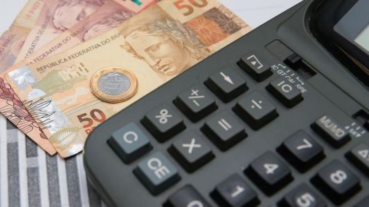 Brasileiro não conseguem pagar dívidas e índice de inadimplência sobe 4,5%