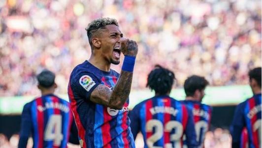 Brasileiro Raphinha foi decisivo na vitória do Barcelona