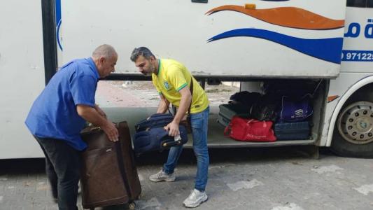 Brasileiros conseguiram se descolocar dentro de Gaza usando um ônibus
