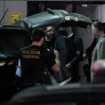 Algemado, Thiago Brennand desembarca escoltado em São Paulo