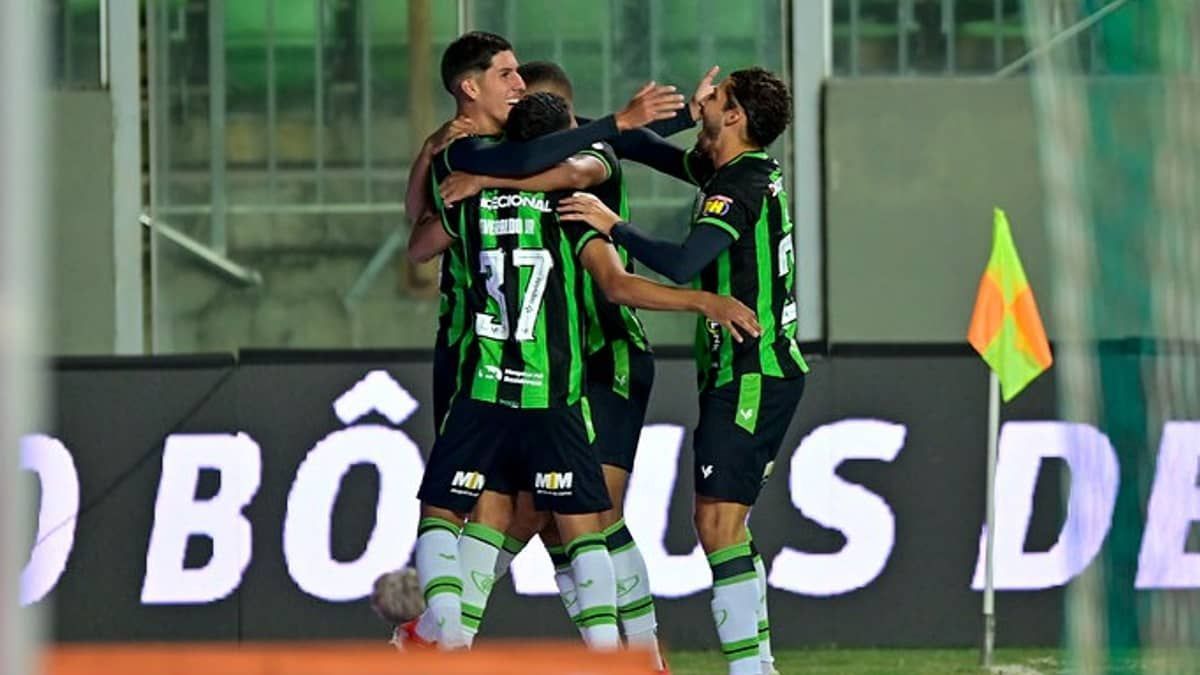 No segundo jogo da carreira, Breno marca primeiro gol pelo América