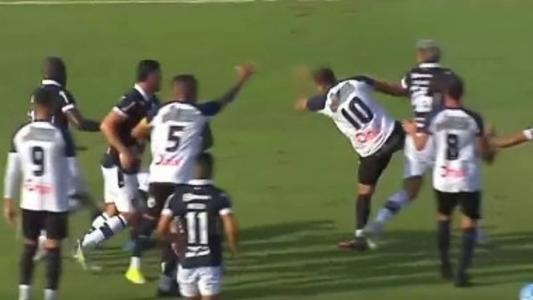 Briga durante partida entre Remo e Altos, pela Série C