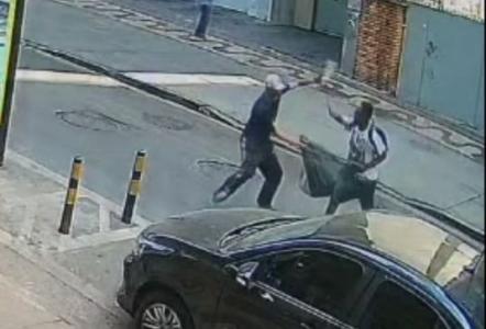 Briga termina com homem morto à facadas no Centro de BH