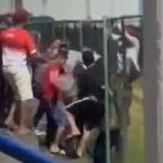 Vídeo: torcedor é morto a facadas e outro fica ferido após briga em partida de futebol em Moeda, em Minas