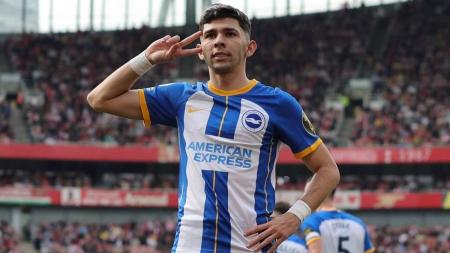 Brighton bateu o Arsenal em Londres neste domingo (14)