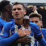 Com gol de brasileiro, Brighton derrota o United; City também vence e é líder do Inglês