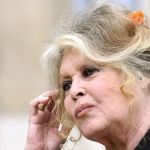 Brigitte Bardot é internada às pressas aos 88 anos por dificuldade de respirar
