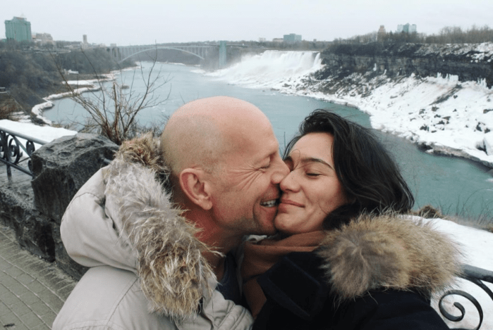 Bruce Willis e a esposa, Emma Heming Bruce Willis e a esposa, Emma Heming