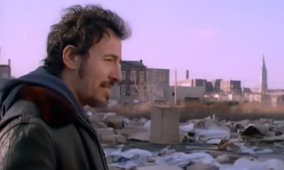 Música & Notícia: há 31 anos, 'Streets of Philadelphia' ganhava o Oscar