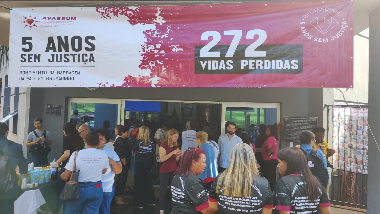 Impunidade é sentimento que une familiares de vítimas de Brumadinho, Mariana, Boate Kiss e Braskem