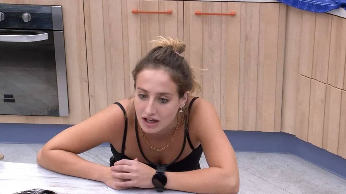 BBB 23: Bruna troca farpas com Domitila após ela criticá-la como cantora: 'cobra'