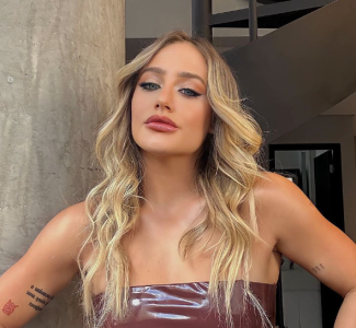 Bruna Griphao seguirá como musa do Salgueiro