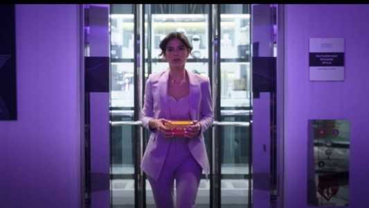 Bruna Marquezine interpreta Penny em 'Besouro Azul'