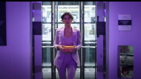 Bruna Marquezine interpreta Penny em 'Besouro Azul'
