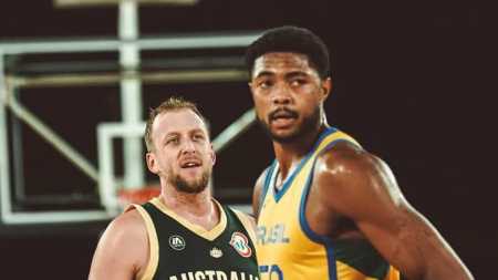 Bruno Caboclo foi destaque do Brasil na vitória sobre a Austrália
