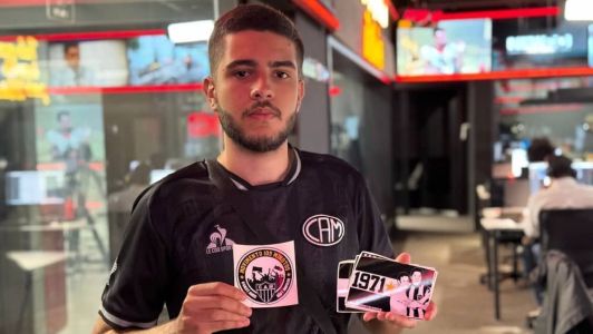 Bruno Chein está vendendo adesivos nas redes sociais, para ver Bahia x Atlético