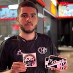 Torcedor do Atlético vende adesivos para ver último jogo pelo Brasileiro